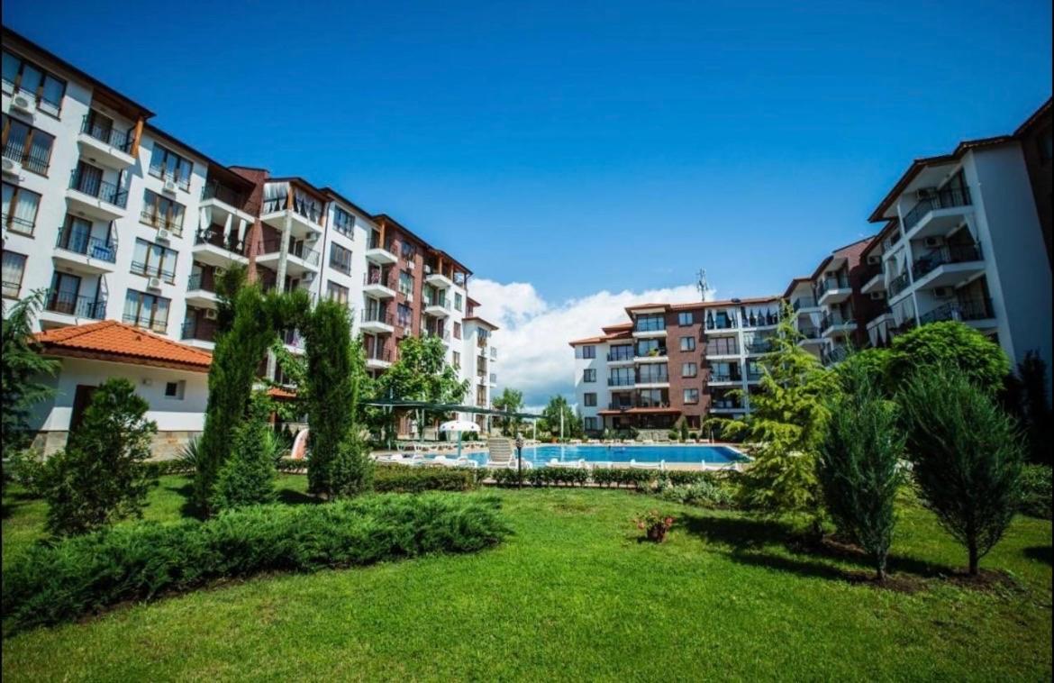 Private Apartments In Apolon Ravda Kültér fotó