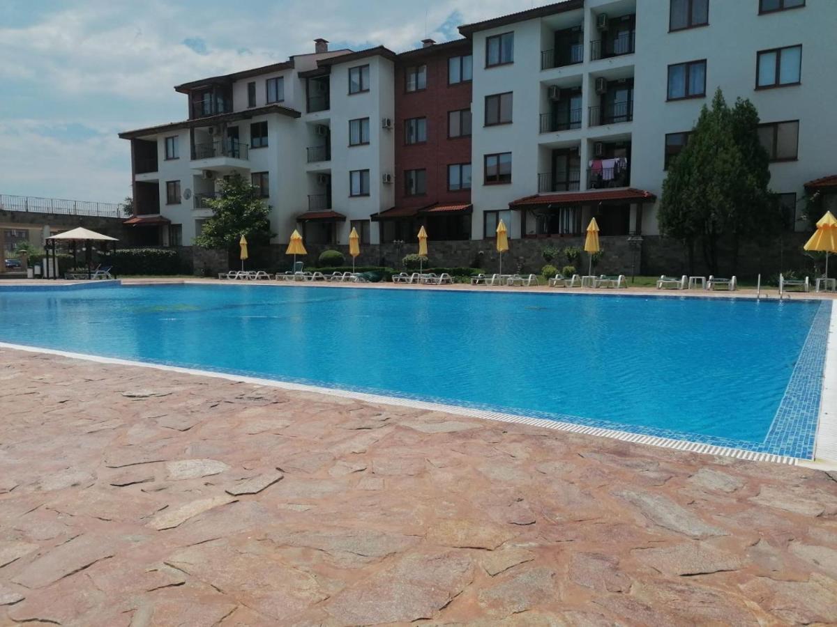 Private Apartments In Apolon Ravda Kültér fotó