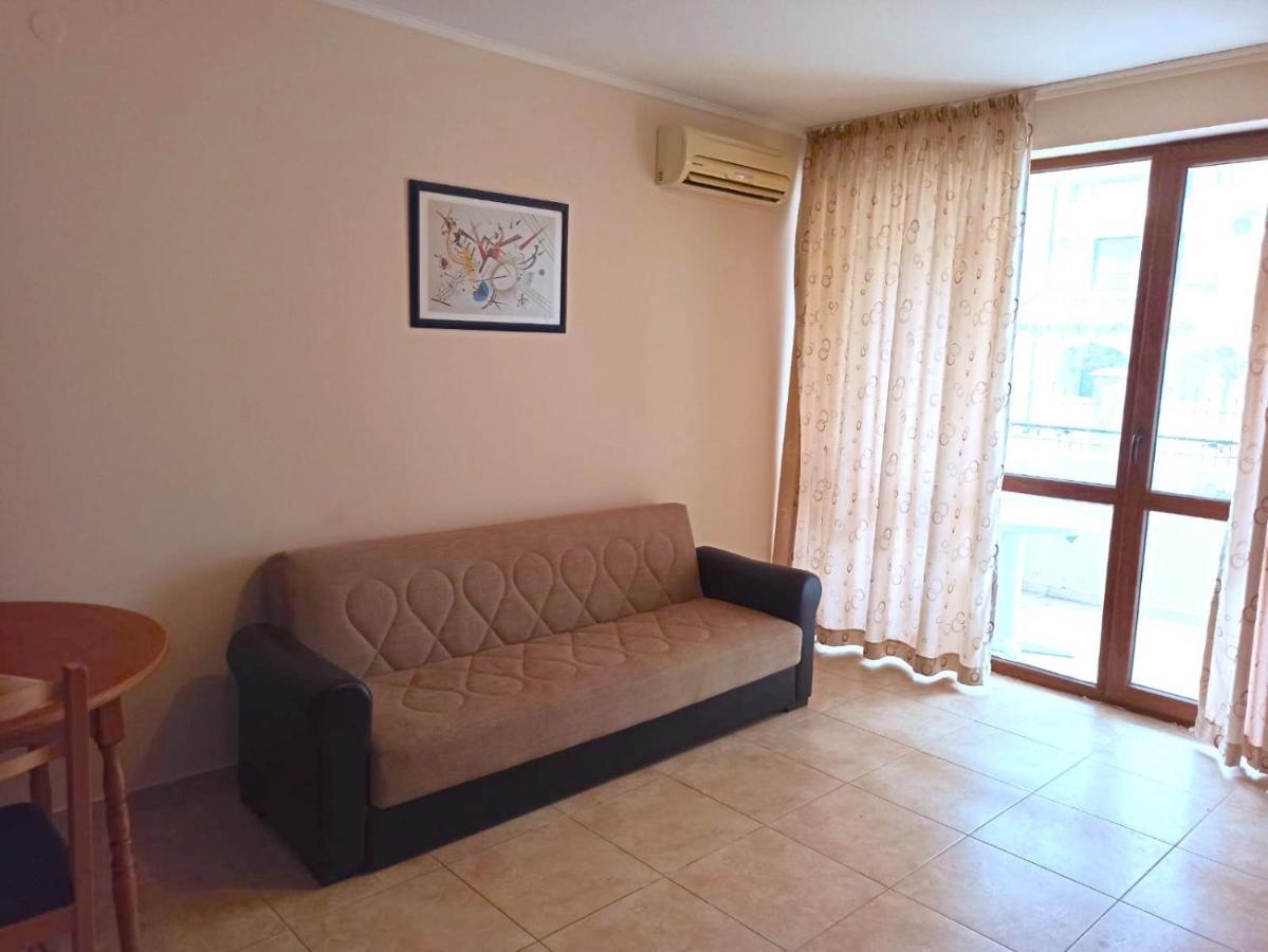 Private Apartments In Apolon Ravda Kültér fotó