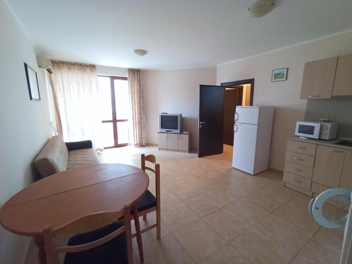 Private Apartments In Apolon Ravda Kültér fotó