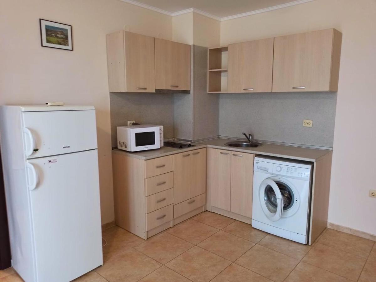 Private Apartments In Apolon Ravda Kültér fotó
